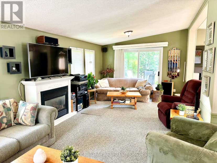 118 Tamarack Drive — photo 18 of 40