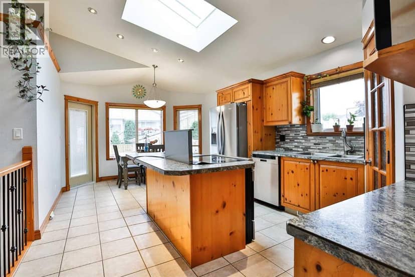 128 Cougar Road N, Lethbridge, photo 5