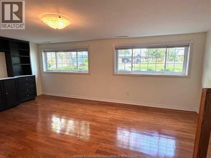 8177 RIVERSIDE DRIVE East — photo 25 of 40