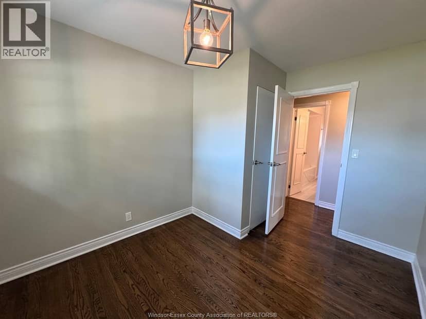 8177 RIVERSIDE DRIVE East — photo 19 of 40