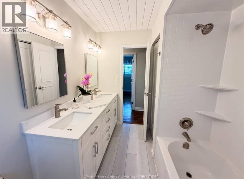 8177 RIVERSIDE DRIVE East — photo 21 of 40