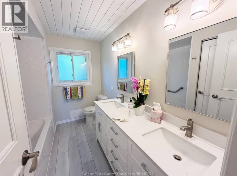 8177 RIVERSIDE DRIVE East — photo 20 of 40