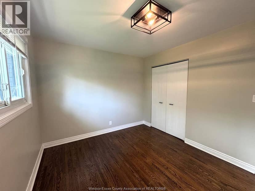 8177 RIVERSIDE DRIVE East — photo 15 of 40