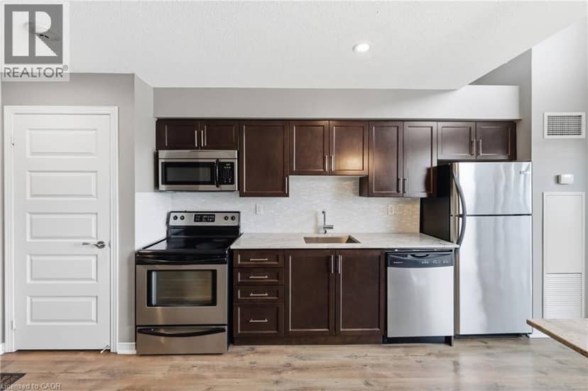 215 E QUEEN Street E Unit# 225 — photo 8 of 26