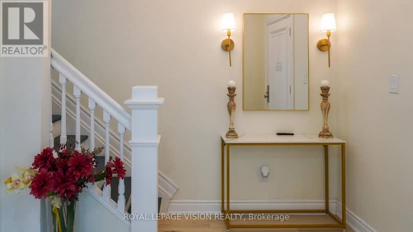 15 Shade Street — photo 5 of 32