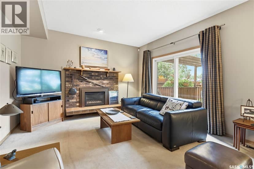 2654 Kliman CRESCENT — photo 18 of 40