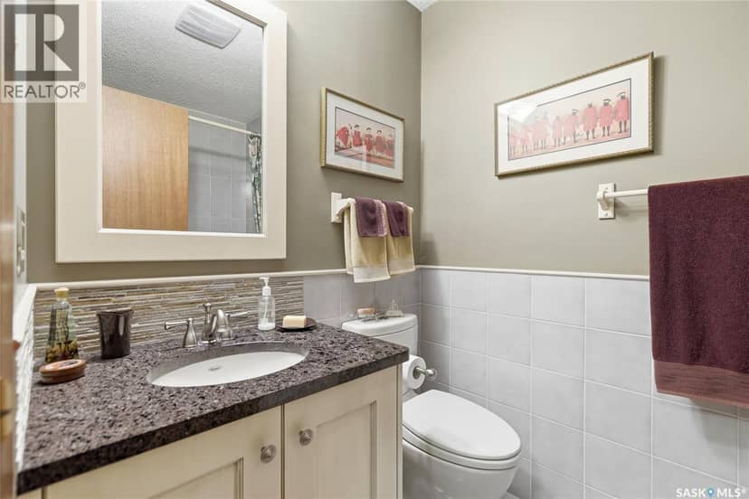 2654 Kliman CRESCENT — photo 34 of 40