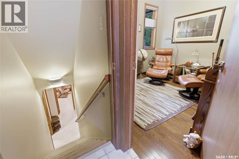 2654 Kliman CRESCENT — photo 38 of 40