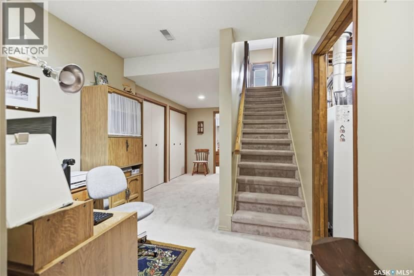 2654 Kliman CRESCENT — photo 39 of 40