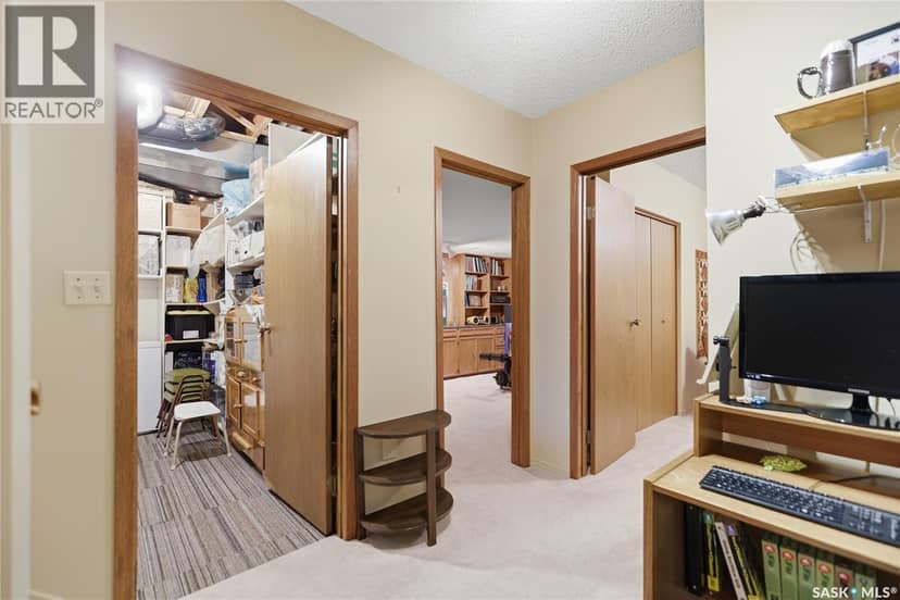 2654 Kliman CRESCENT — photo 40 of 40