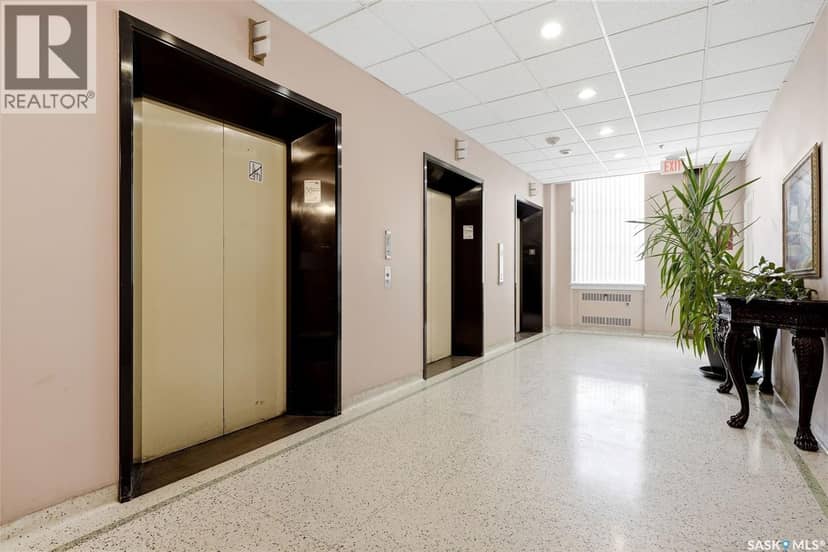 805 1901 Victoria AVENUE, Regina, photo 3