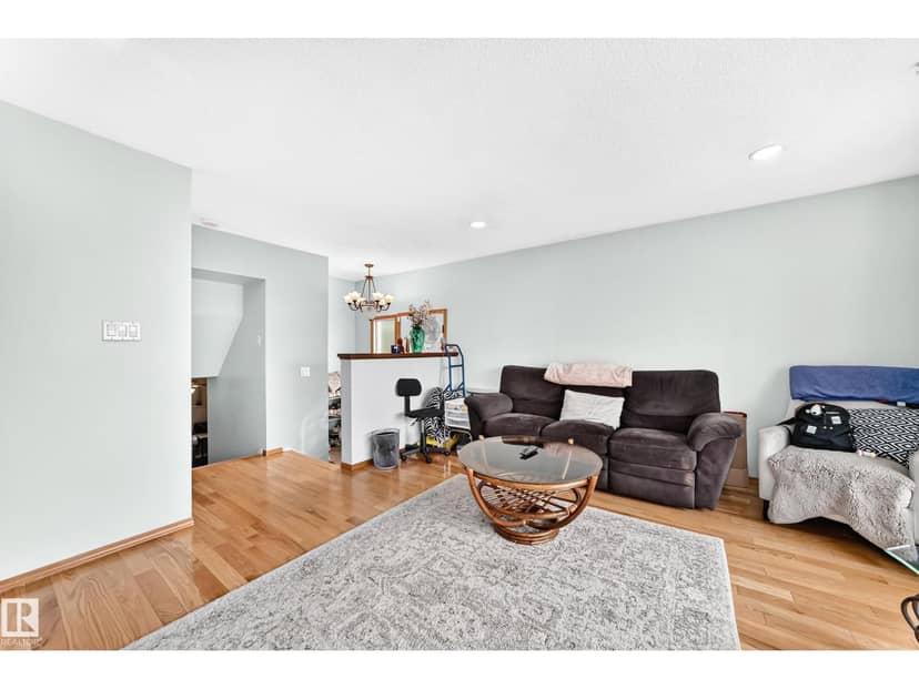 7312 Delwood Rd NW, Edmonton, photo 3