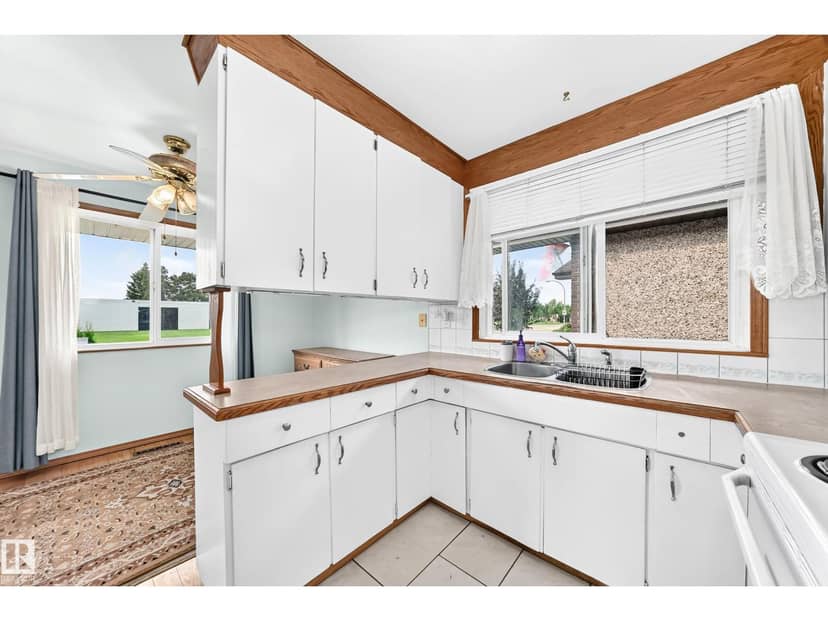 7312 Delwood Rd NW, Edmonton, photo 6