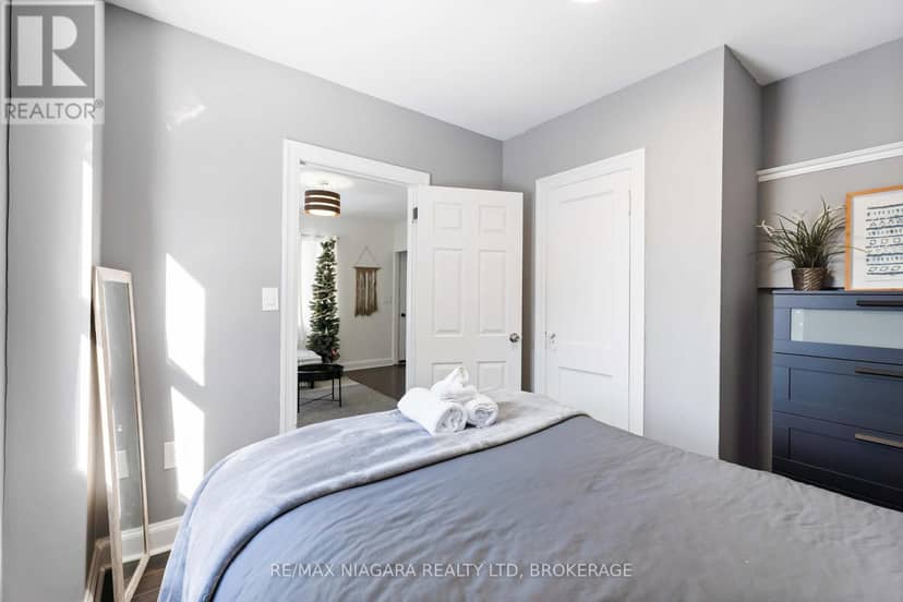 1459 Niagara Stone Road — photo 20 of 35