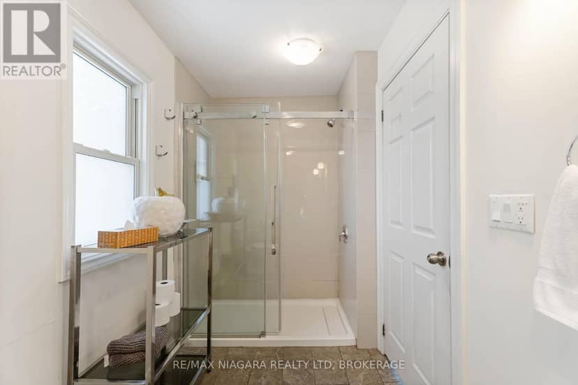 1459 Niagara Stone Road — photo 24 of 35
