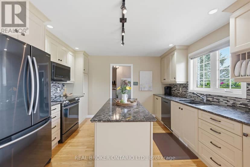10532 Main Street — photo 22 of 40