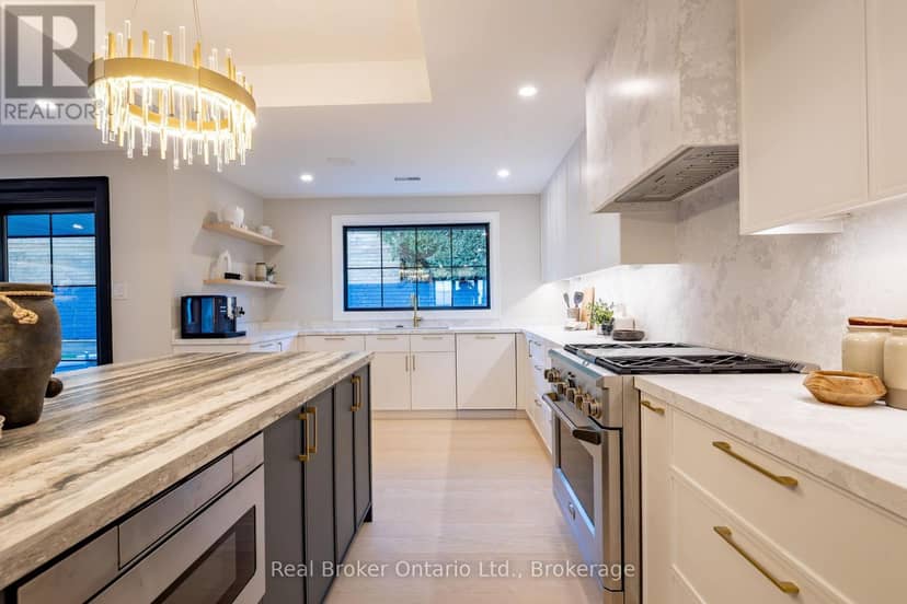 841 Danforth Place — photo 10 of 40
