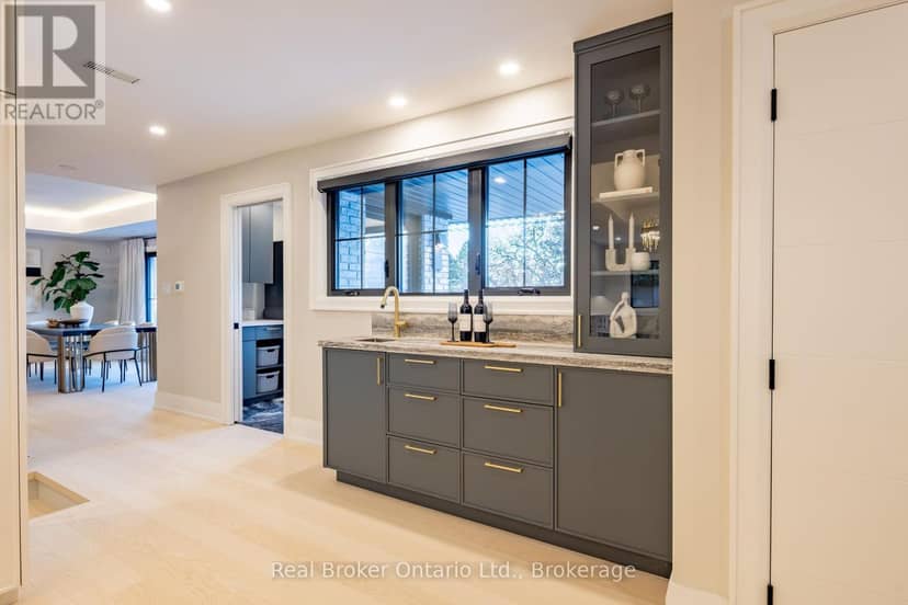841 Danforth Place — photo 18 of 40