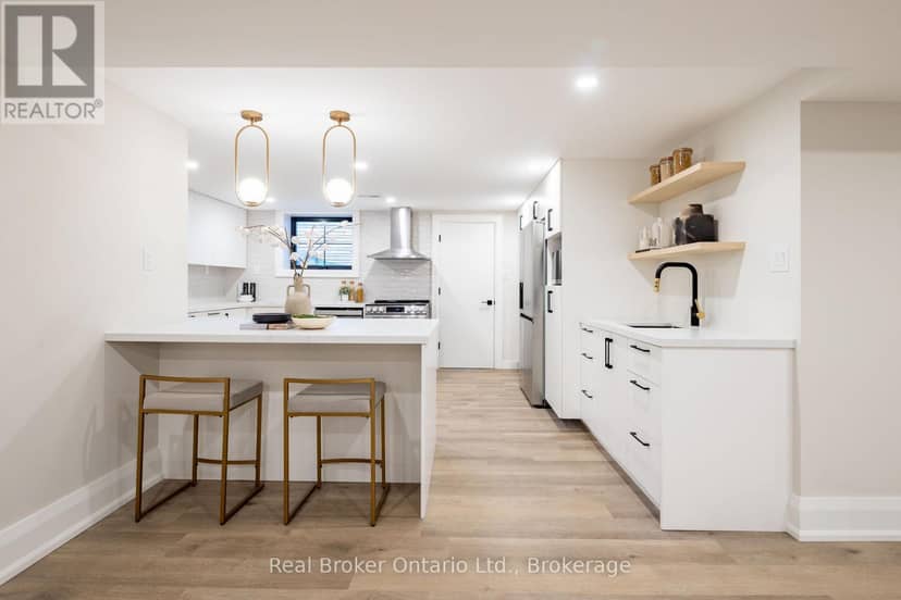 841 Danforth Place — photo 33 of 40