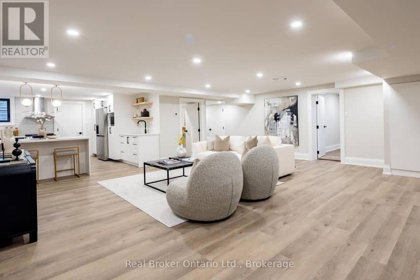 841 Danforth Place — photo 36 of 40