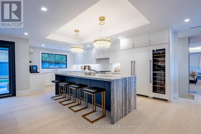 841 Danforth Place — photo 8 of 40