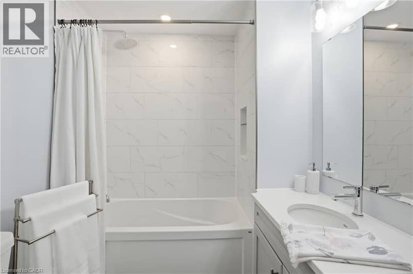 405 MERRITT Street Unit# 8 — photo 13 of 19