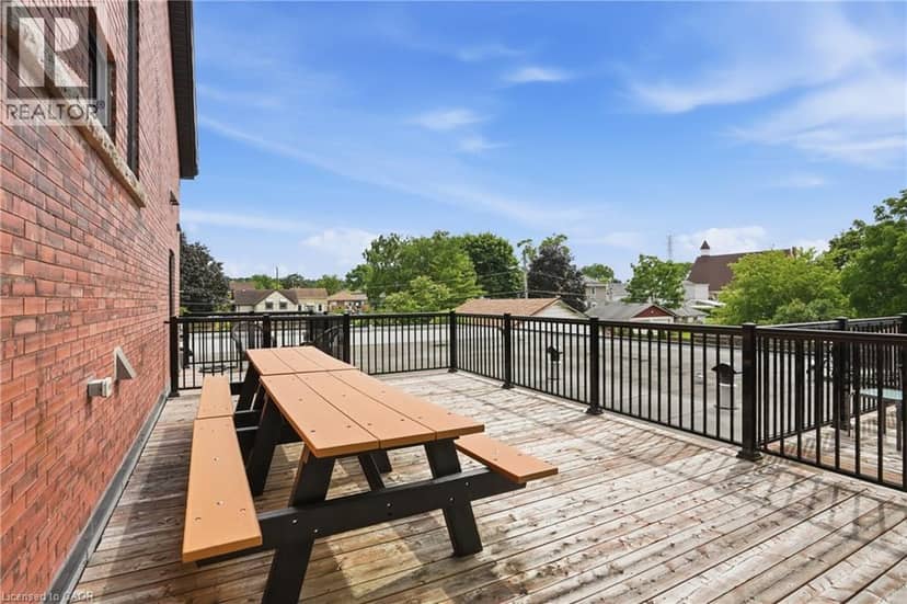 405 MERRITT Street Unit# 8 — photo 15 of 19