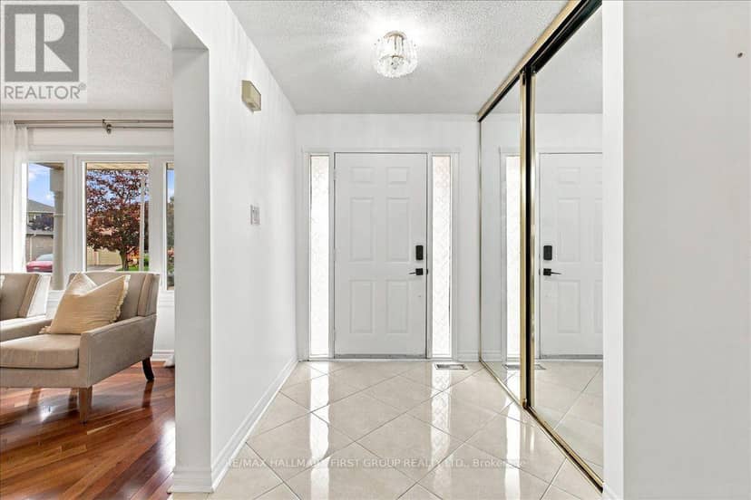 1582 Kelvinway Lane, Pickering, photo 4
