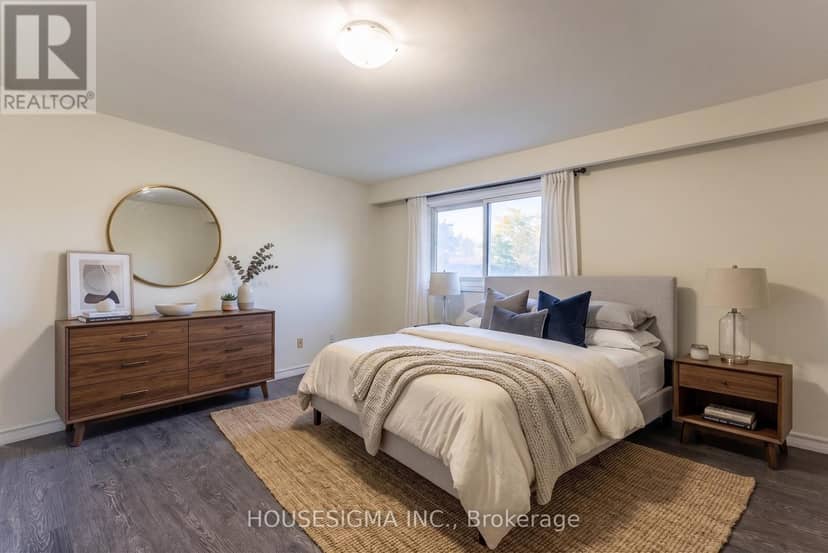 33 College Crescent — photo 10 of 22