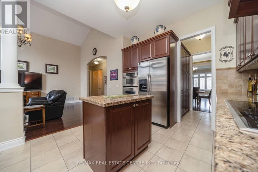 10 Eiffel Boulevard — photo 15 of 40