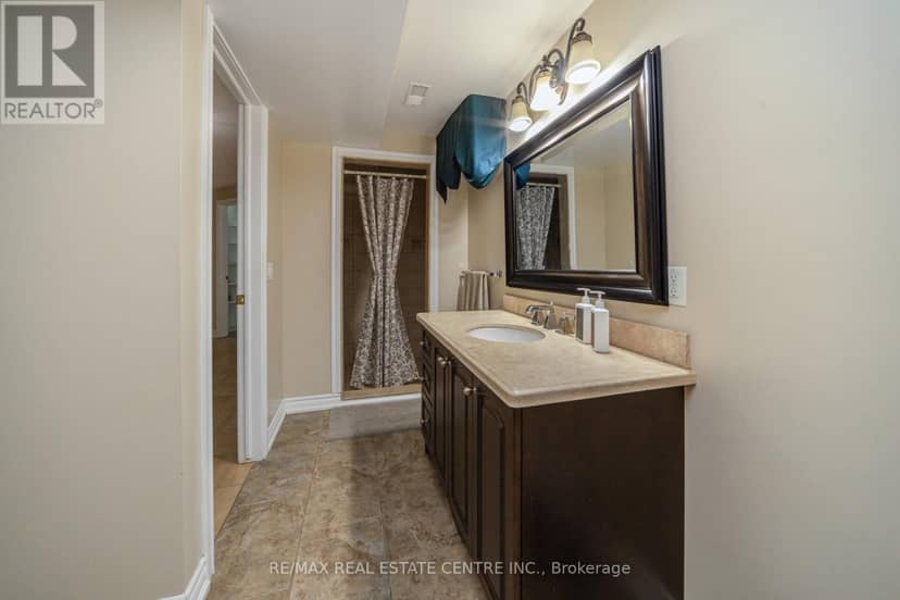 10 Eiffel Boulevard — photo 40 of 40