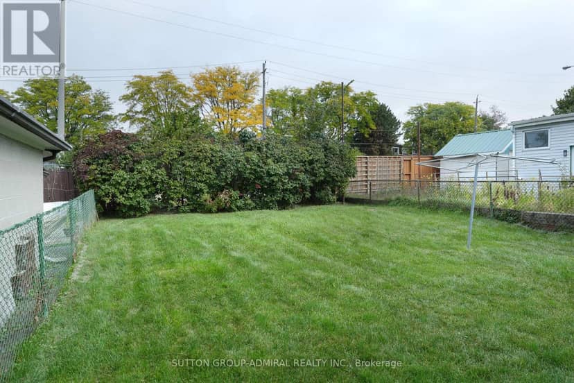 14 Thurrock Road, Toronto, photo 4