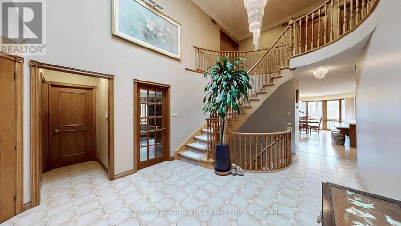 1127 Oshawa Boulevard N, Oshawa, photo 5