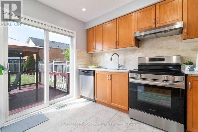 3259 Carabella Way — photo 11 of 40