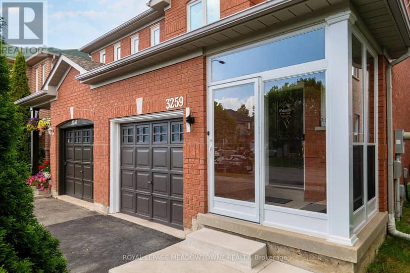 3259 Carabella Way — photo 2 of 40