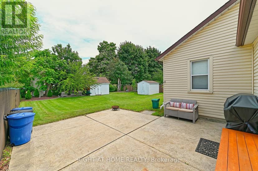 446 Geneva Street — photo 10 of 40