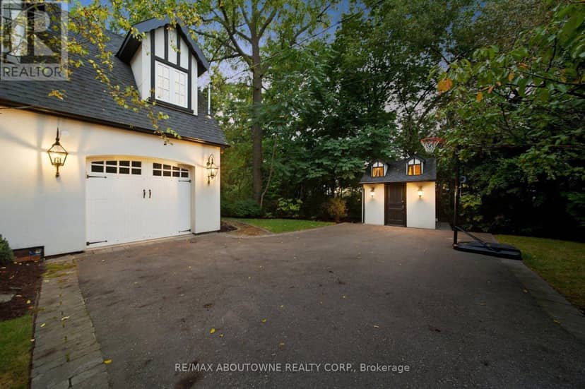 426 Trafalgar Road — photo 38 of 40