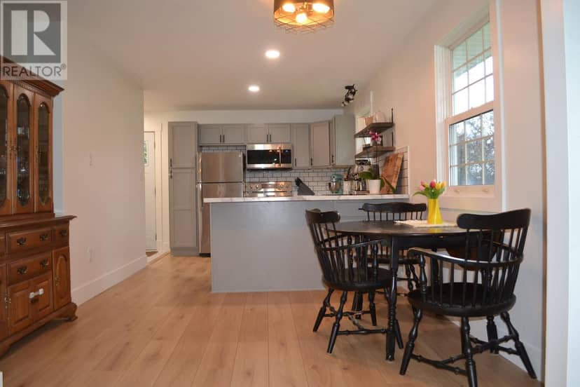 103 Oak Drive — photo 15 of 39