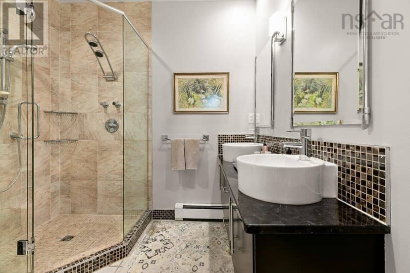 1535 Larch Street — photo 37 of 40
