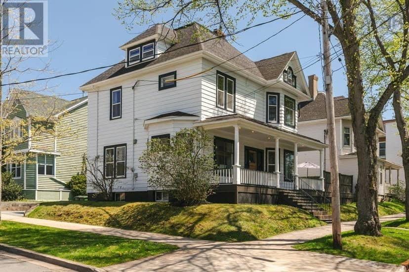 1535 Larch Street — photo 36 of 40
