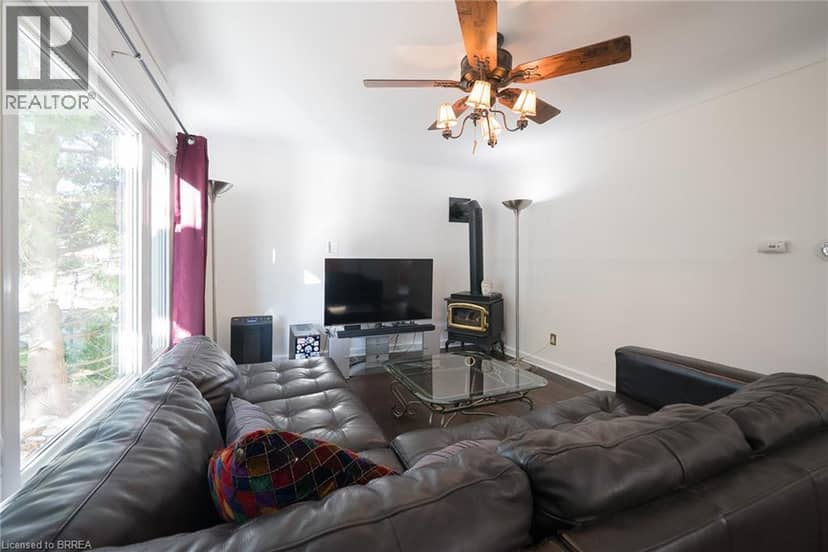 89 SALISBURY Avenue, Brantford, photo 5