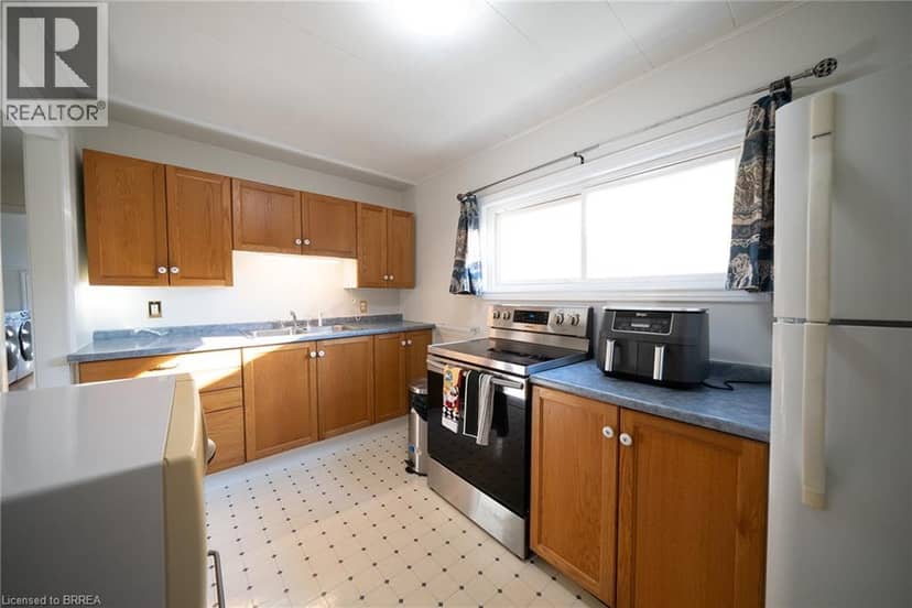 89 SALISBURY Avenue, Brantford, photo 8
