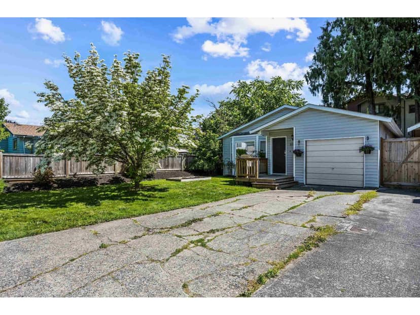 8880 ALLARD STREET, Chilliwack Proper West, Chilliwack