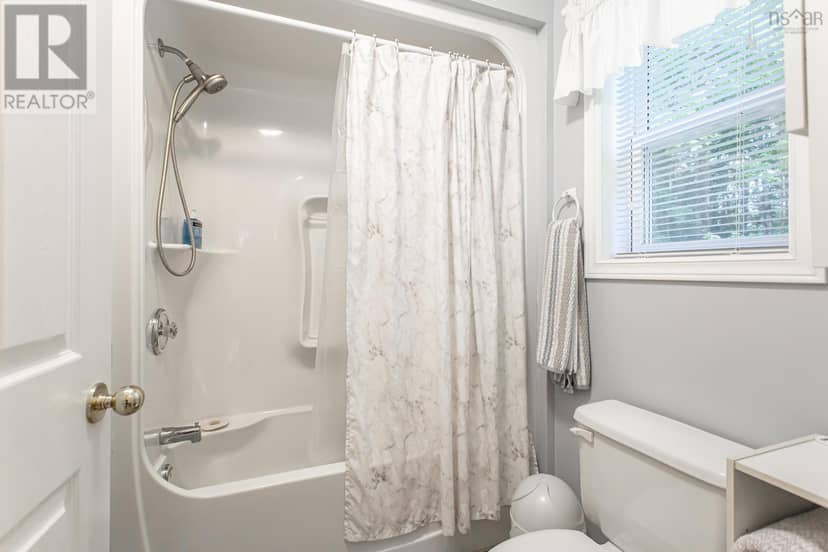 27 Pinecrest Drive — photo 23 of 32