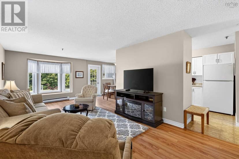 211 15 Knightsridge Drive — photo 10 of 40
