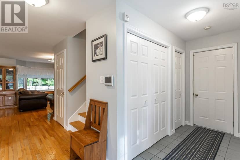 27 Pinecrest Drive — photo 18 of 32