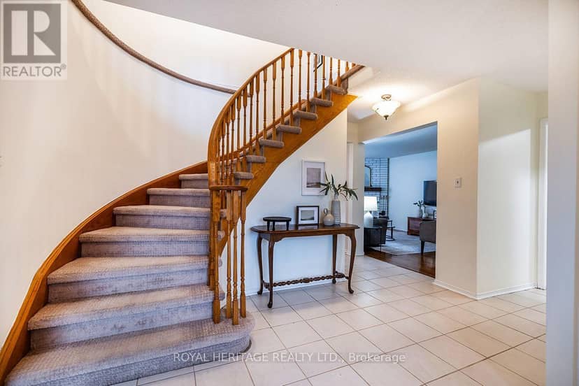 61 Forest Hts Street — photo 2 of 40