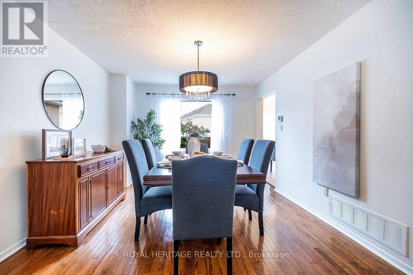 61 Forest Hts Street — photo 7 of 40