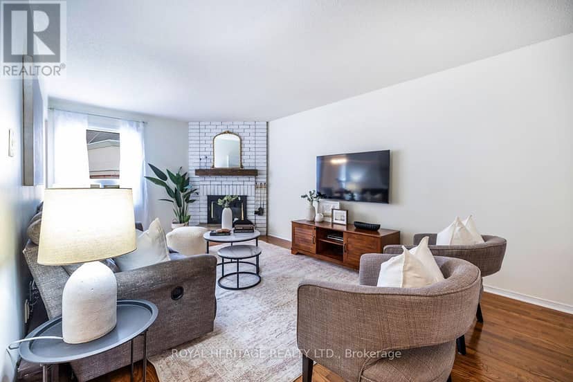61 Forest Hts Street — photo 9 of 40