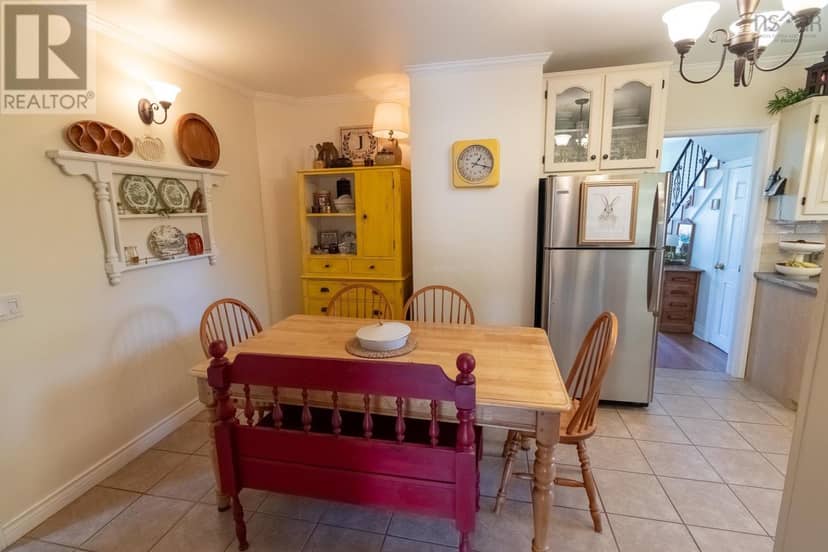 4742 Highway 1 — photo 12 of 40